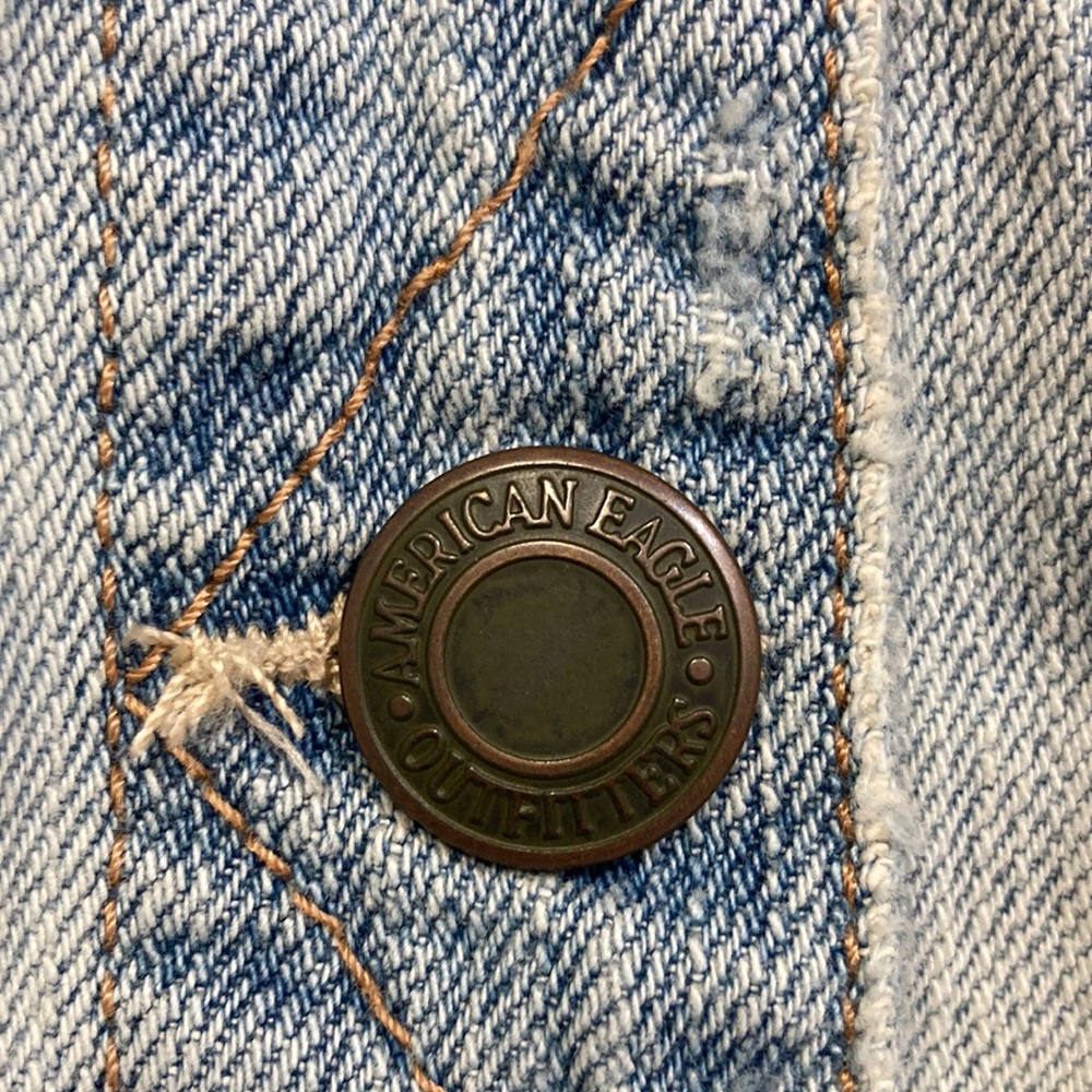 AE Denim Vest - Picture 2 of 9